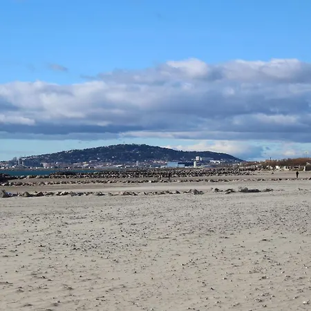 Les 1000 Vignes Couette-café 3*